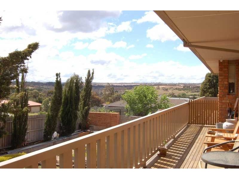 33 Horder Crescent, Bacchus Marsh VIC 3340