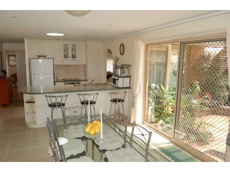 2 Pike Place, Bacchus Marsh VIC 3340