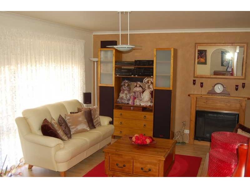 2 Pike Place, Bacchus Marsh VIC 3340