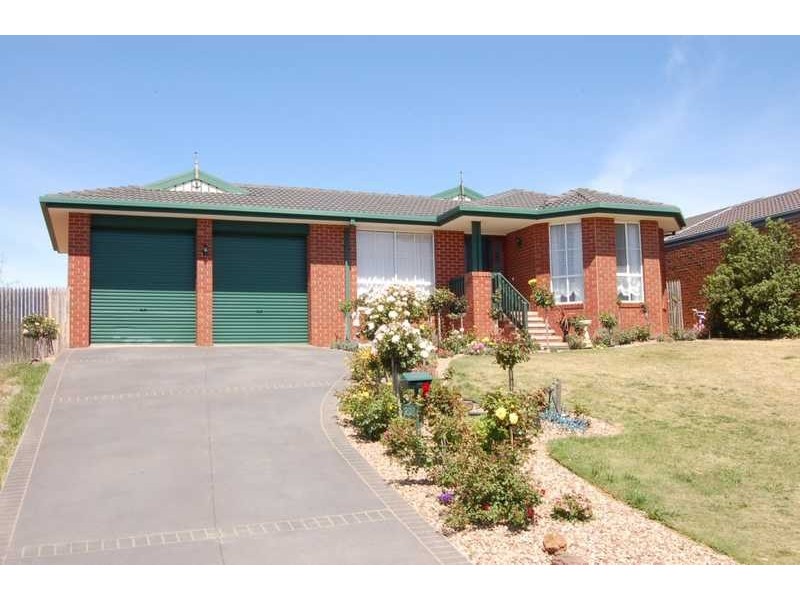 21 Dunn Court, Bacchus Marsh VIC 3340