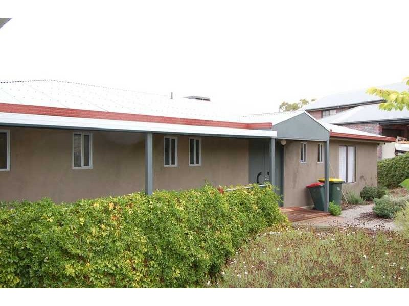 13 Riversdale Crescent, Bacchus Marsh VIC 3340