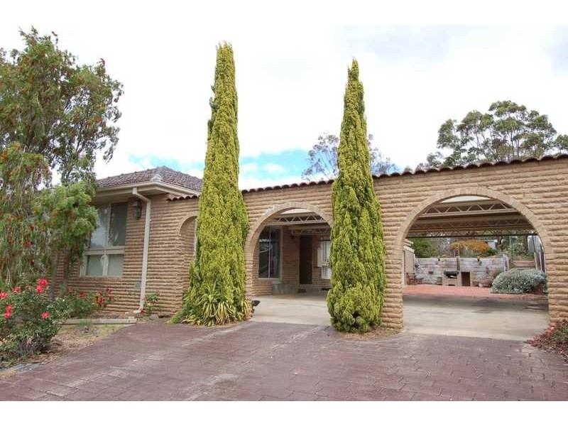 15 Moore Street, Bacchus Marsh VIC 3340