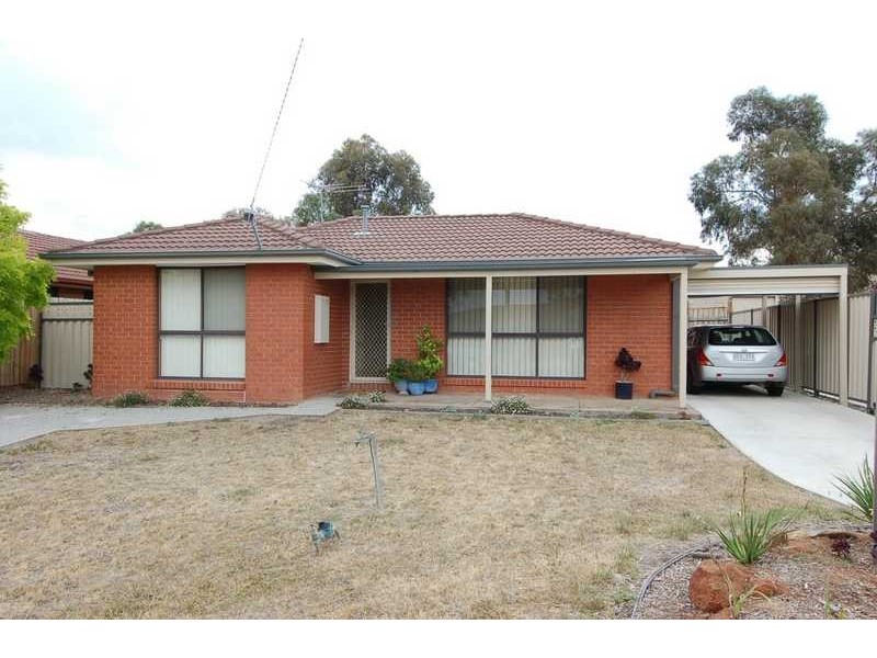 62 Jonathan Drive, Bacchus Marsh VIC 3340