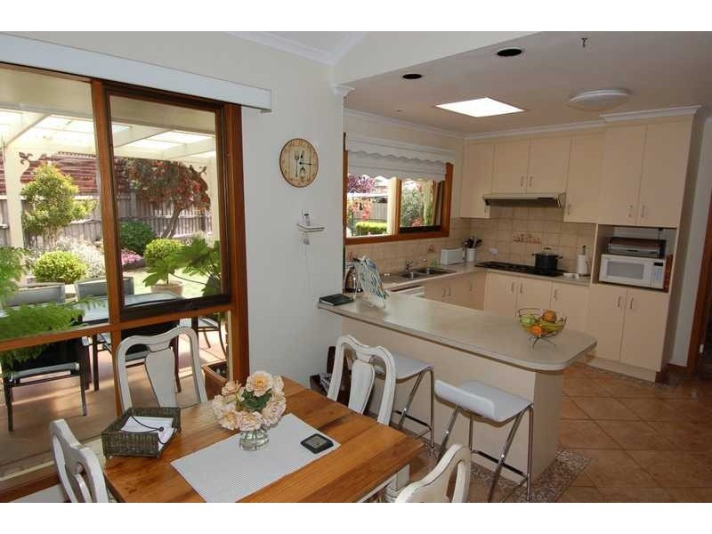 31 Mcleod Drive, Bacchus Marsh VIC 3340