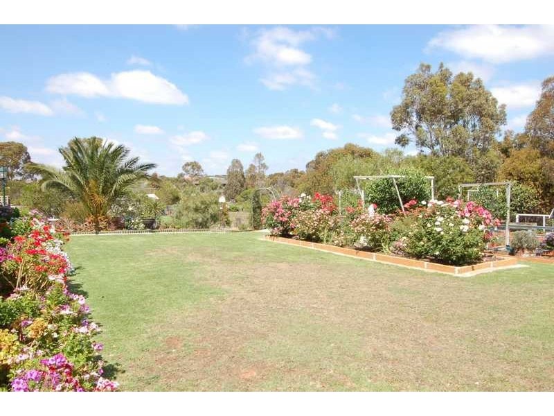 133 Halletts Way, Bacchus Marsh VIC 3340