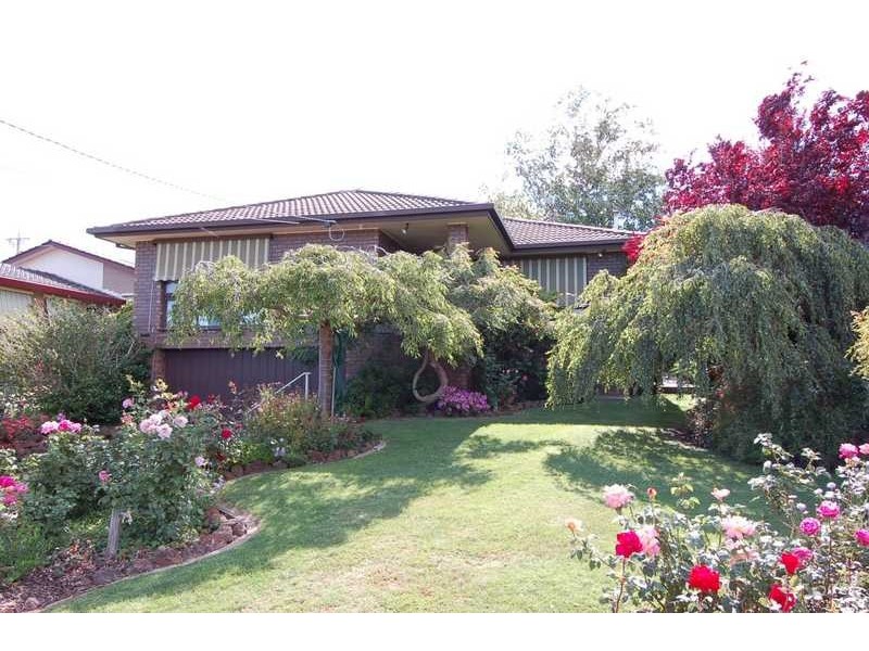 13 Madden Drive, Bacchus Marsh VIC 3340