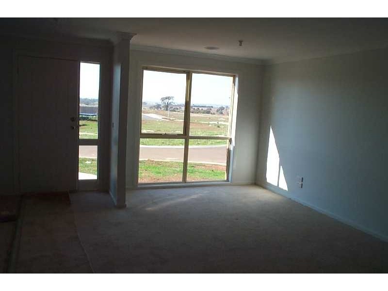 13 Davison Crt, Bacchus Marsh VIC 3340
