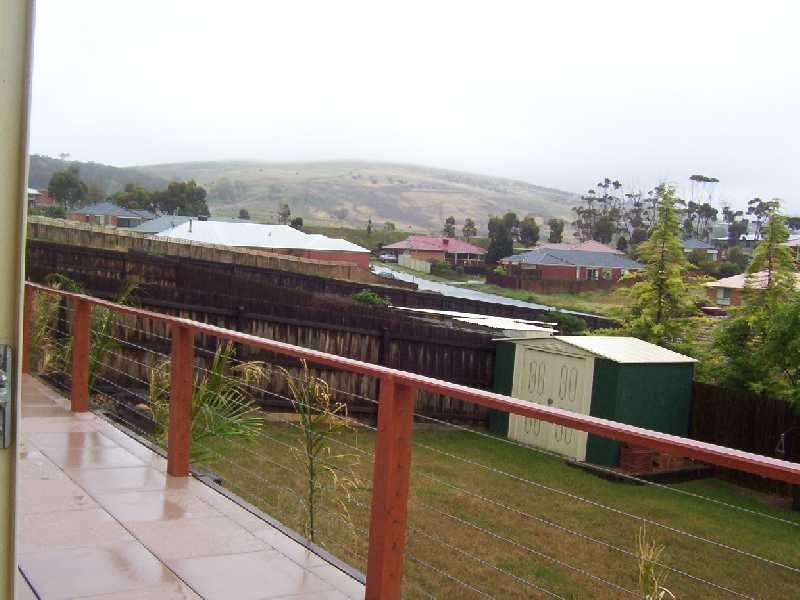 9 Dunn Court, Bacchus Marsh VIC 3340