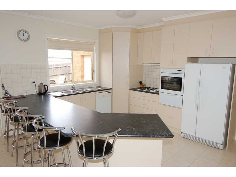 9 Dunn Court, Bacchus Marsh VIC 3340