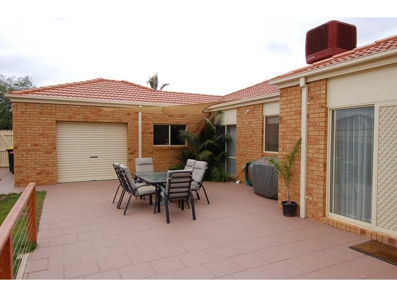 9 Dunn Court, Bacchus Marsh VIC 3340