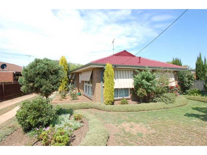 44 Dundas Street, Bacchus Marsh VIC 3340
