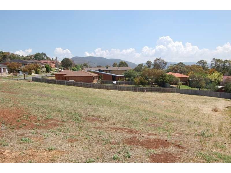 1 Robertsons Road, Bacchus Marsh VIC 3340