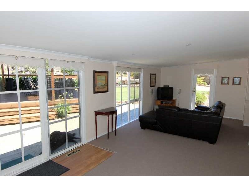 187 Halletts Way, Bacchus Marsh VIC 3340