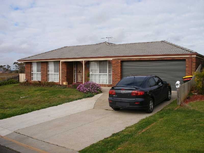 24 Connor Street, Bacchus Marsh VIC 3340