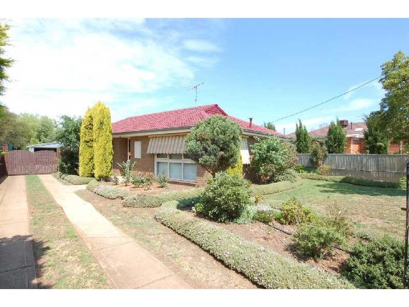 44 Dundas Street, Bacchus Marsh VIC 3340