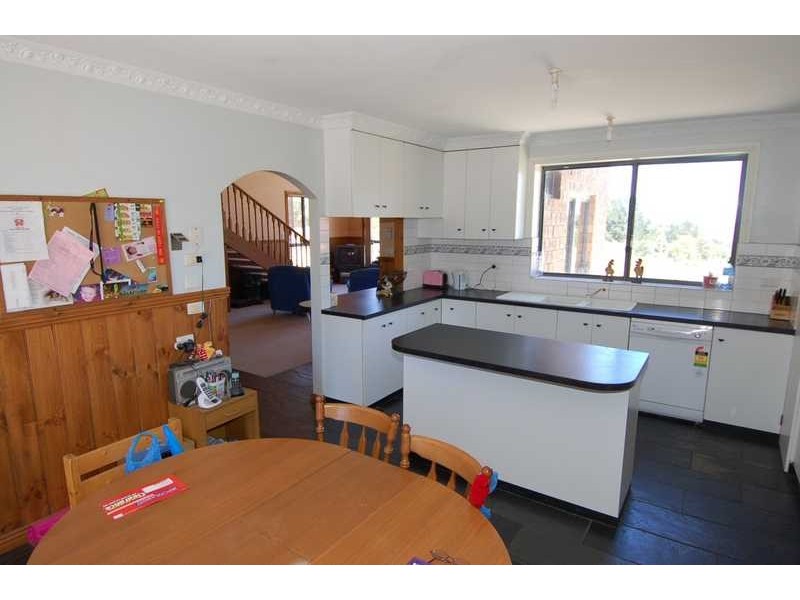 5 Tanner Lane, Mount Egerton VIC 3352