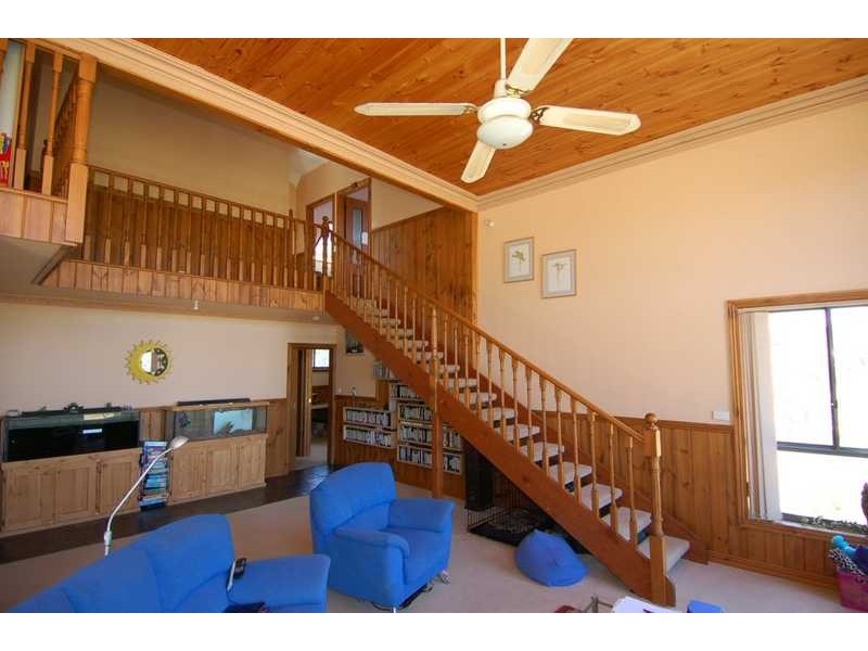 5 Tanner Lane, Mount Egerton VIC 3352