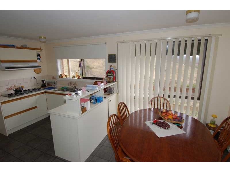 10 Banadell Avenue, Bacchus Marsh VIC 3340