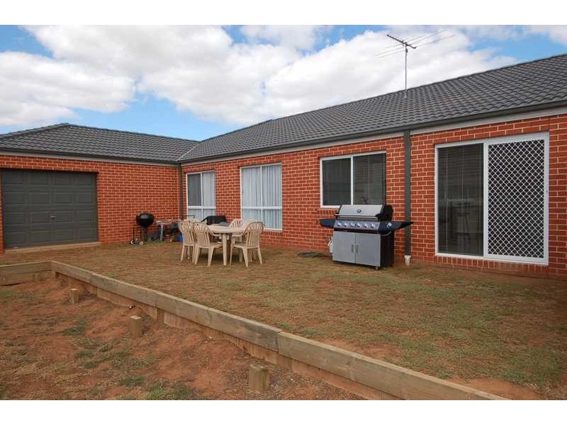 2 Judann Court, Bacchus Marsh VIC 3340