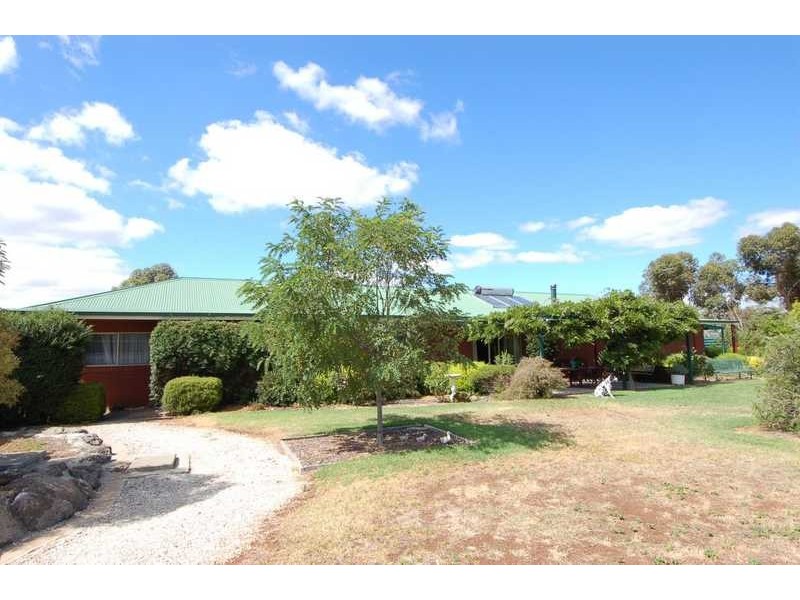 9 Dodemaide Circuit, Bacchus Marsh VIC 3340