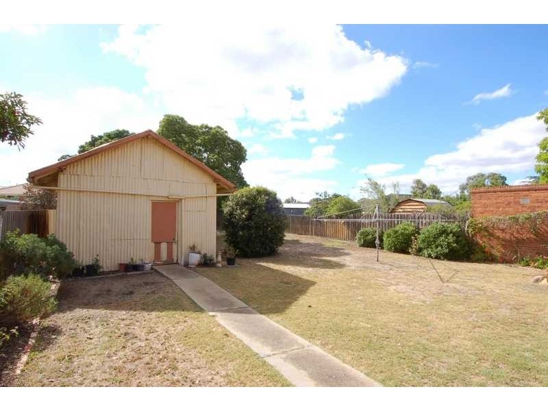 18 Young Street, Bacchus Marsh VIC 3340