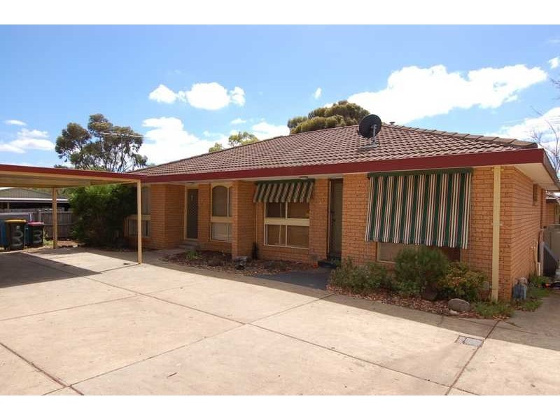 4/16 Inglis Street, Bacchus Marsh VIC 3340