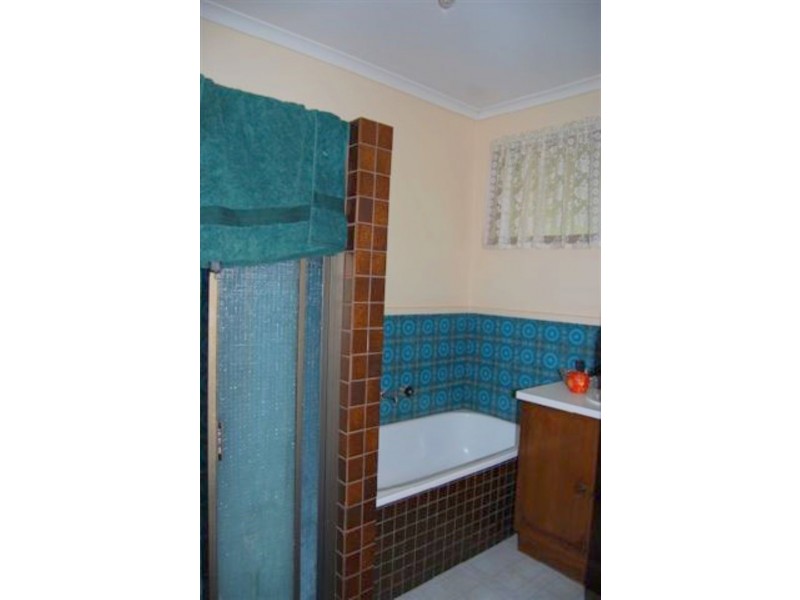 The Gurdies VIC 3984