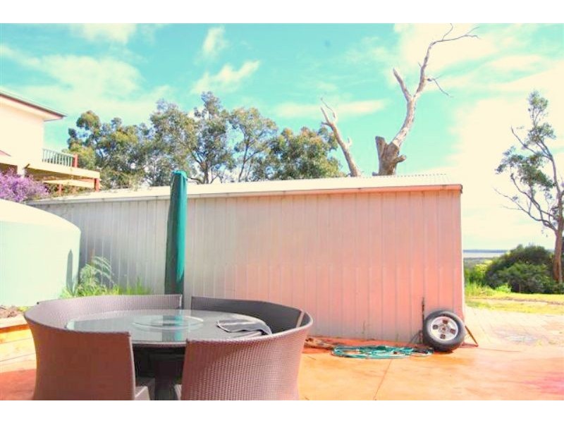 The Gurdies VIC 3984