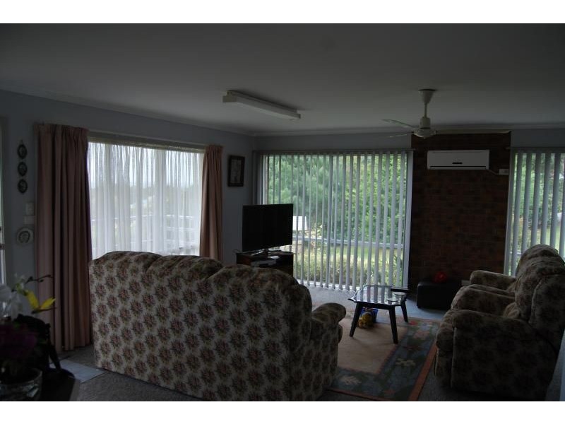 The Gurdies VIC 3984