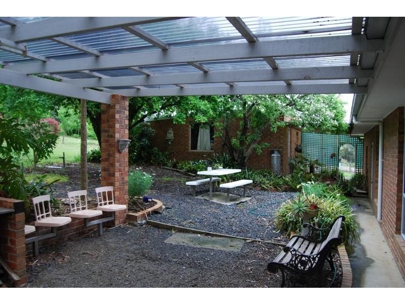 The Gurdies VIC 3984