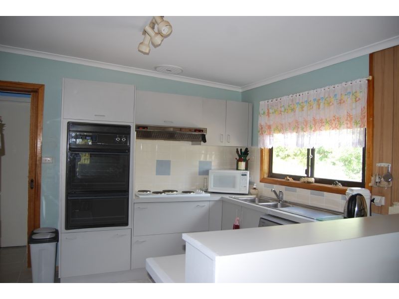 The Gurdies VIC 3984