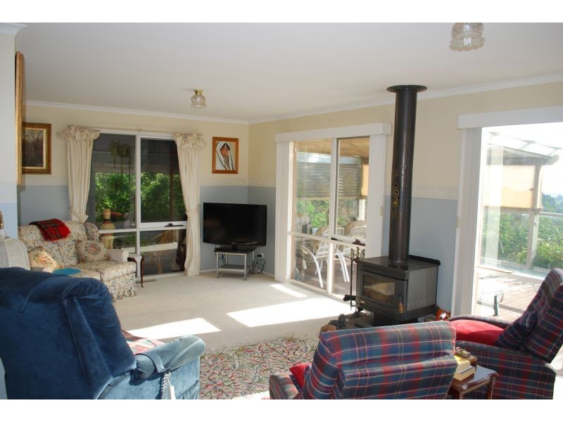 The Gurdies VIC 3984