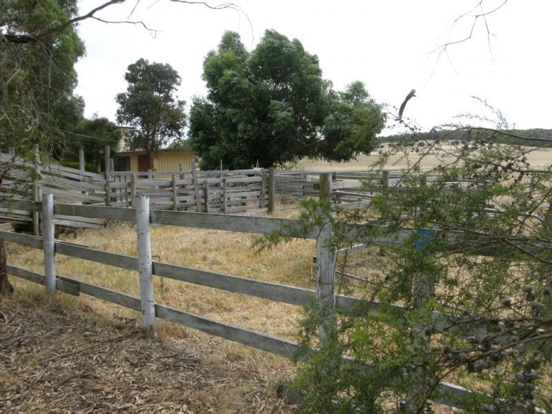 Glen Forbes VIC 3990