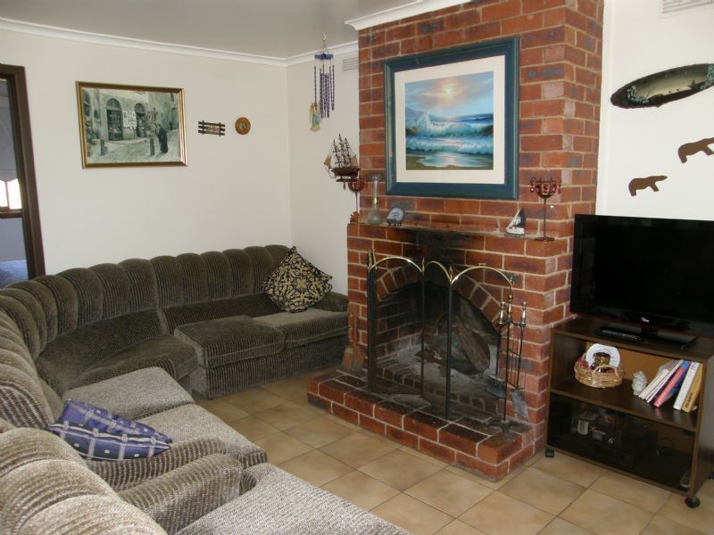 Glen Forbes VIC 3990