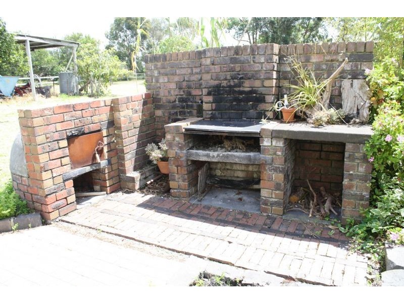 Glen Forbes VIC 3990