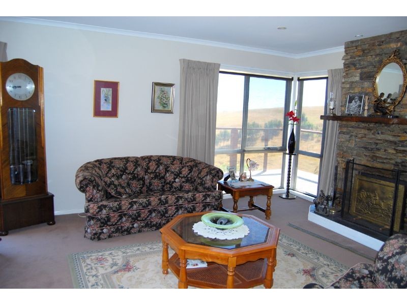 Glen Forbes VIC 3990