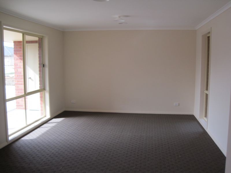 Drouin VIC 3818
