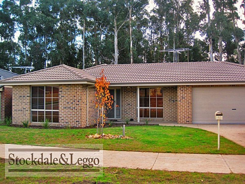 13 Miller Close, Drouin VIC 3818