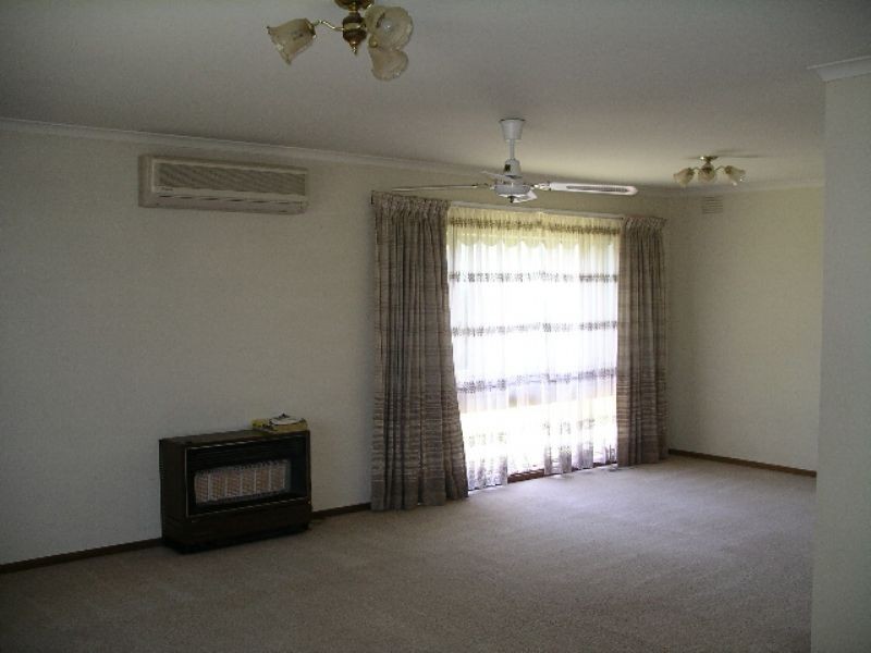 Drouin VIC 3818