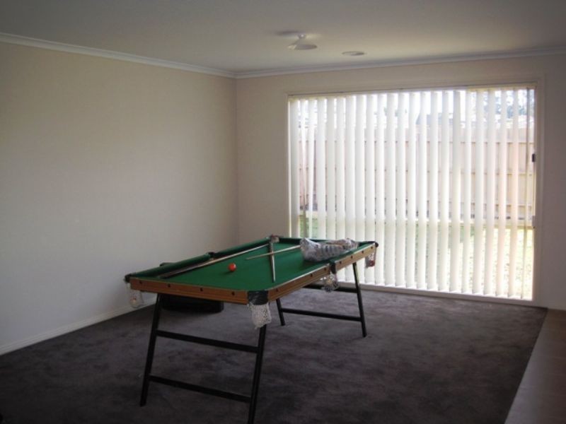 Drouin VIC 3818