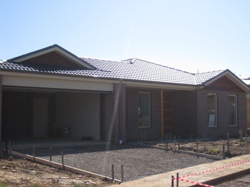 Drouin VIC 3818