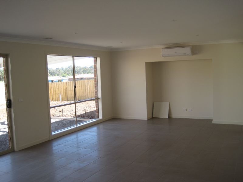Drouin VIC 3818