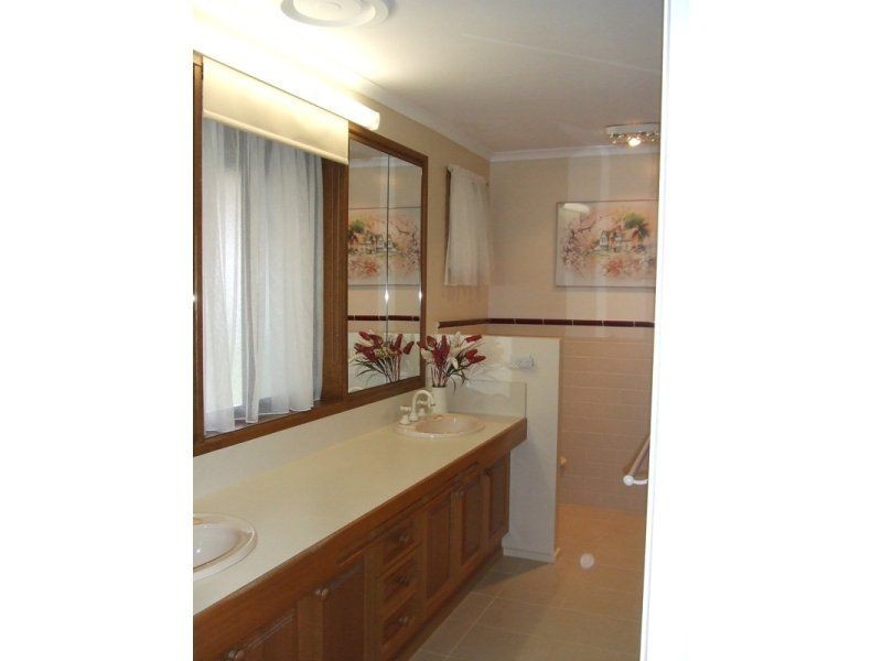 Drouin VIC 3818