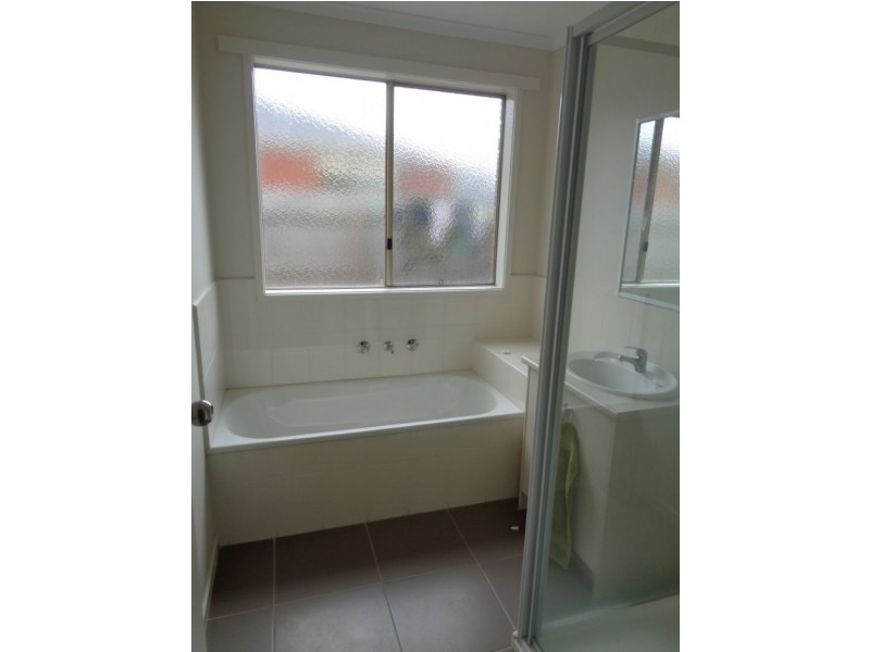 35 Oak Avenue, Longwarry VIC 3816