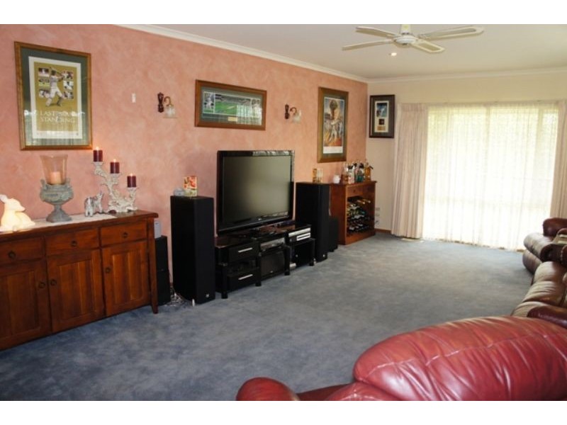 Drouin VIC 3818