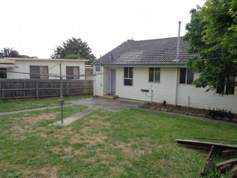 62 Burton Street, Warragul VIC 3820