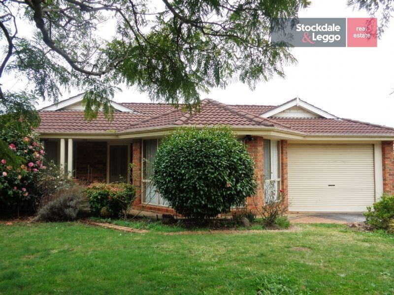 15 Flaxmill Close, Drouin VIC 3818