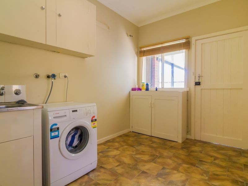 Drouin VIC 3818