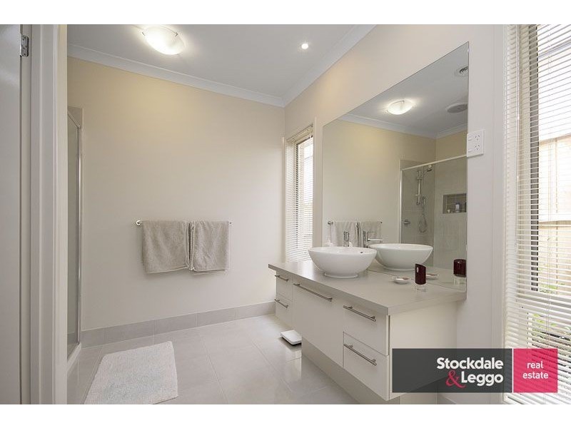 Drouin VIC 3818