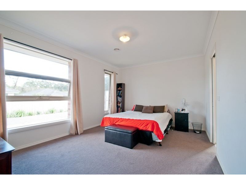Drouin VIC 3818